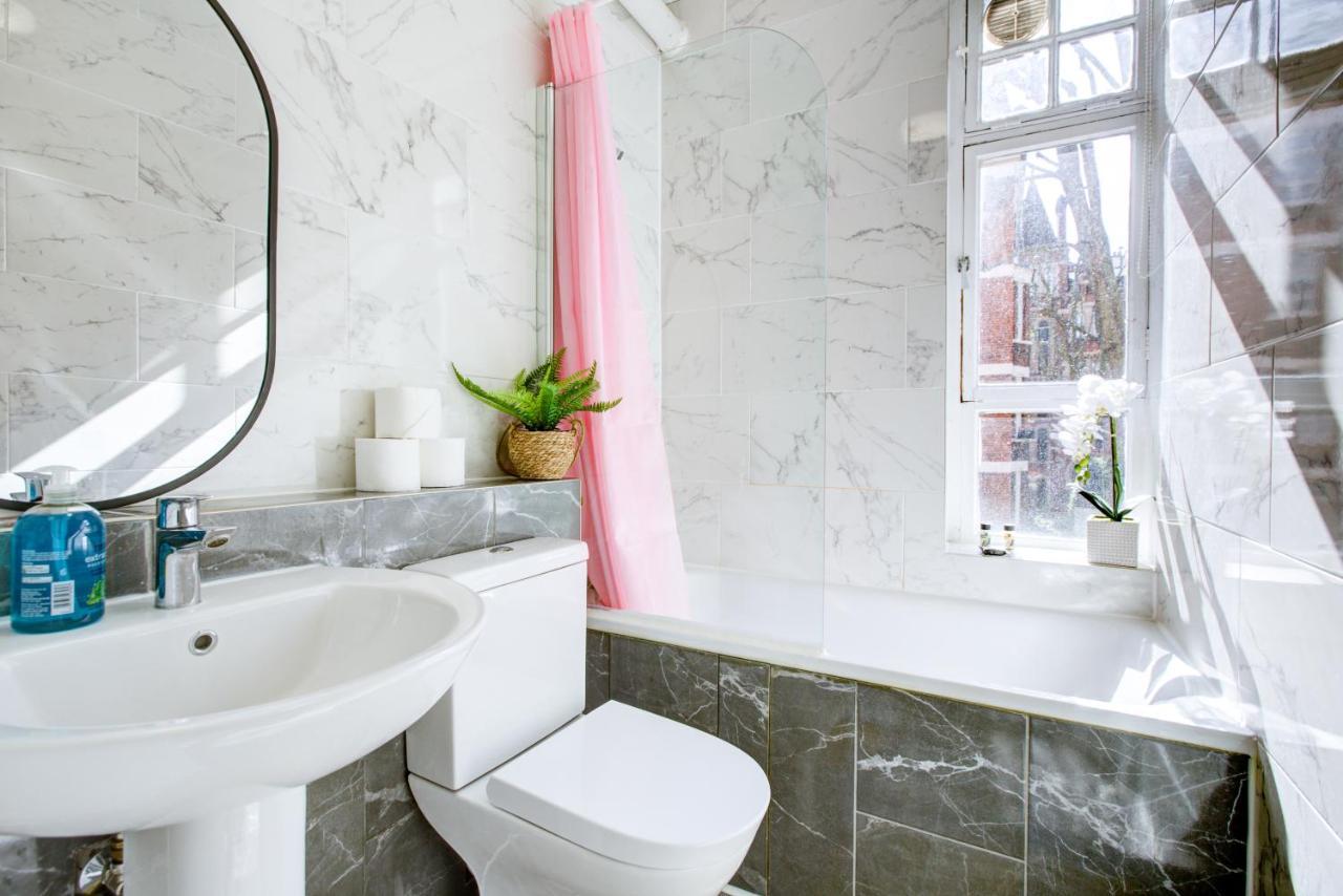 Oxford Street - Mayfair, Central London Budget Apartment Exterior foto